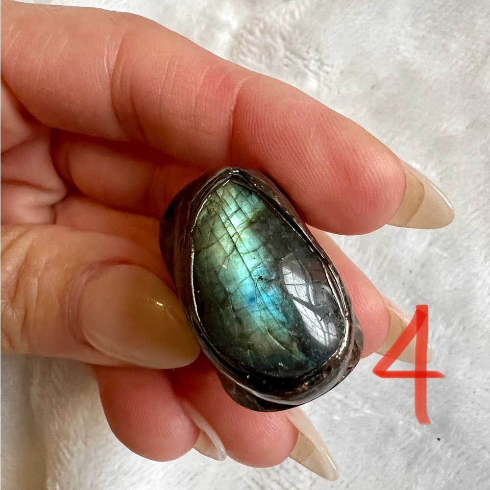 Dragons Eye FLASH Labradorite Ring 6, 6.5, 7, 7.5, 8 - Picture 7 of 8